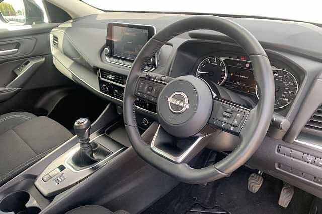 Nissan Qashqai 1.3 DiG-T MH Acenta Premium 5dr