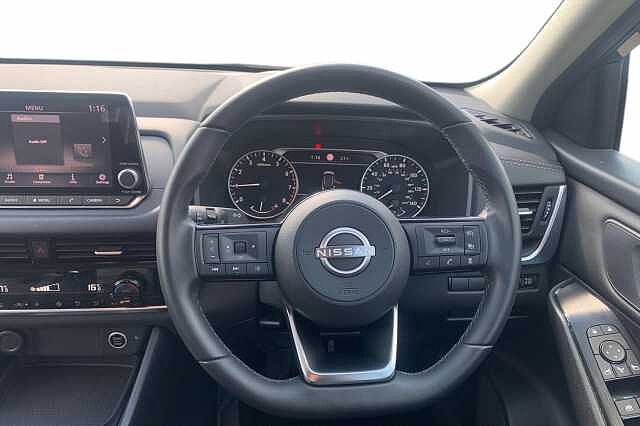 Nissan Qashqai 1.3 DiG-T MH Acenta Premium 5dr