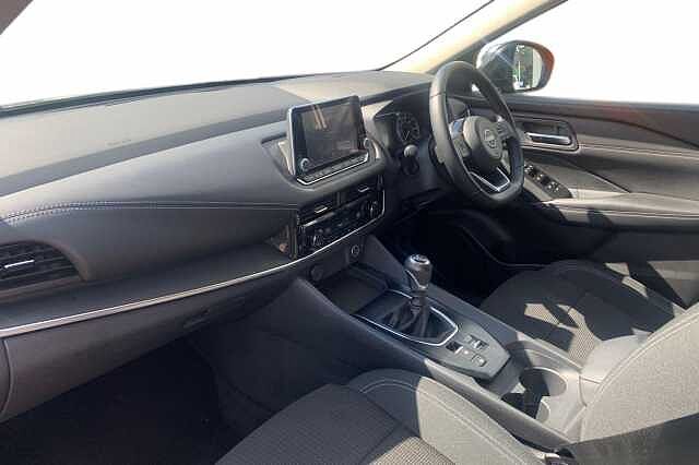 Nissan Qashqai 1.3 DiG-T MH Acenta Premium 5dr