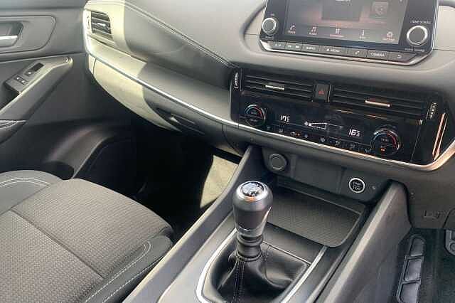 Nissan Qashqai 1.3 DiG-T MH Acenta Premium 5dr