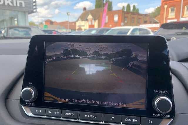 Nissan Qashqai 1.3 DiG-T MH Acenta Premium 5dr