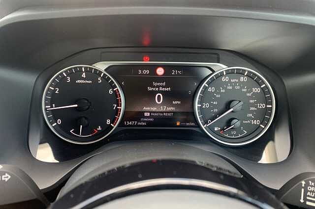 Nissan Qashqai 1.3 DiG-T MH Acenta Premium 5dr