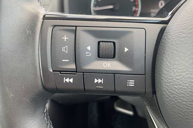 Nissan Qashqai 1.3 DiG-T MH Acenta Premium 5dr