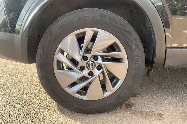 Nissan Qashqai 1.3 DiG-T MH Acenta Premium 5dr