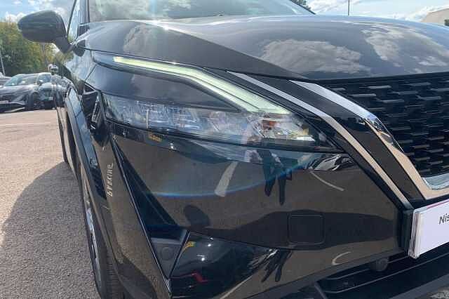 Nissan Qashqai 1.3 DiG-T MH Acenta Premium 5dr