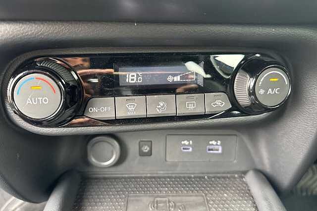 Nissan Juke 1.6 Hybrid N-Connecta 5dr Auto