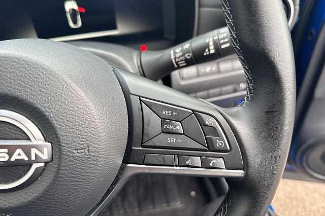 Nissan Juke 1.6 Hybrid N-Connecta 5dr Auto