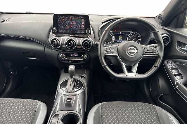 Nissan Juke 1.6 Hybrid N-Connecta 5dr Auto