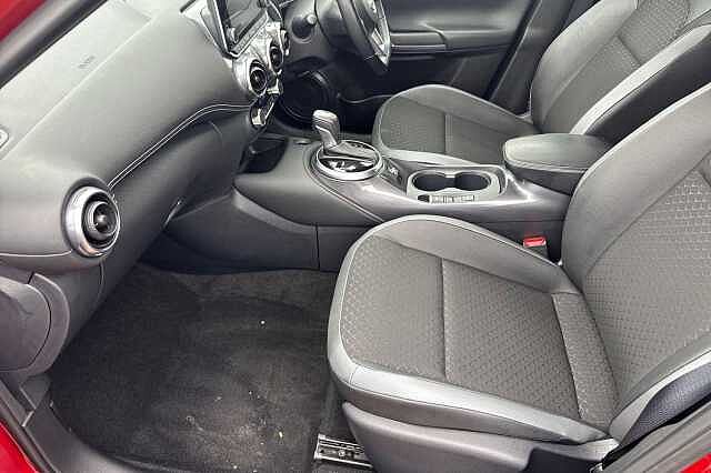 Nissan Juke 1.6 Hybrid N-Connecta 5dr Auto