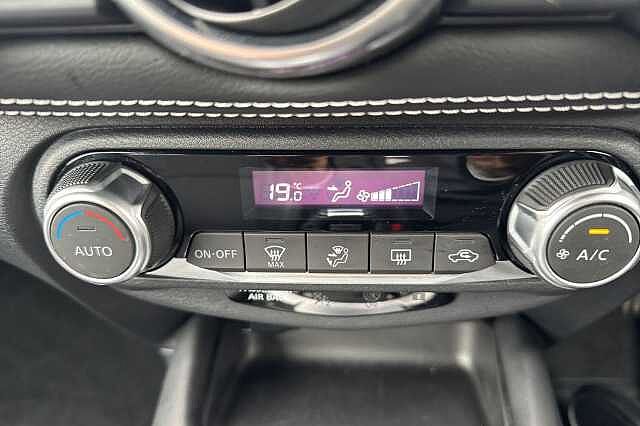 Nissan Juke 1.6 Hybrid N-Connecta 5dr Auto