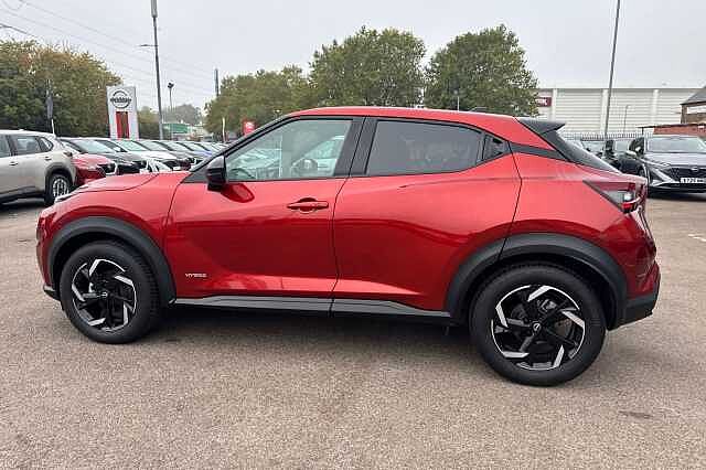 Nissan Juke 1.6 Hybrid N-Connecta 5dr Auto