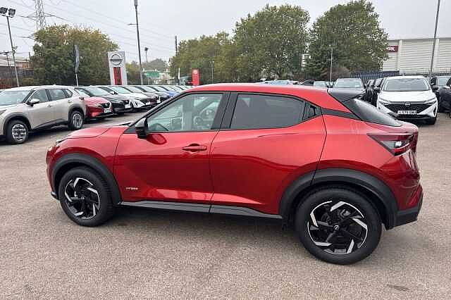 Nissan Juke 1.6 Hybrid N-Connecta 5dr Auto