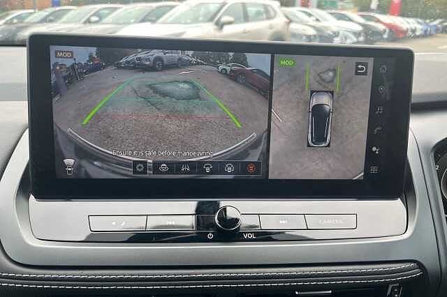 Nissan Qashqai 1.3 DiG-T MH N-Connecta 5dr