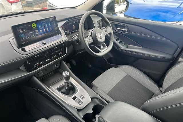 Nissan Qashqai 1.3 DiG-T MH N-Connecta 5dr