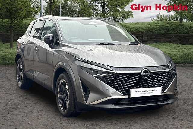 Nissan Qashqai 1.3 DiG-T MH N-Connecta [Glass Roof] 5dr