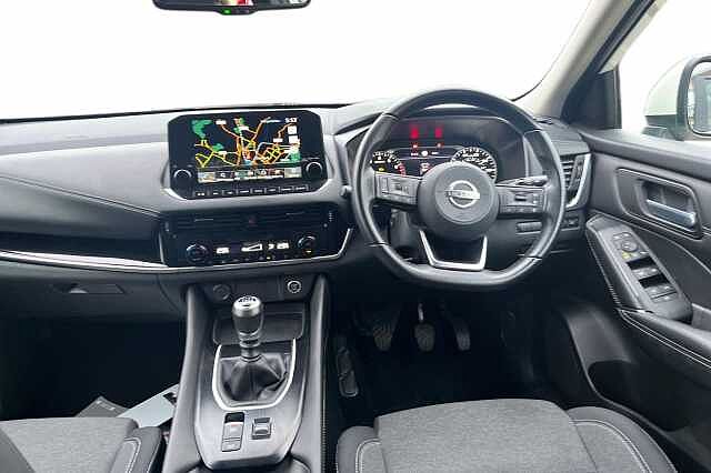 Nissan Qashqai 1.3 DiG-T MH N-Connecta 5dr