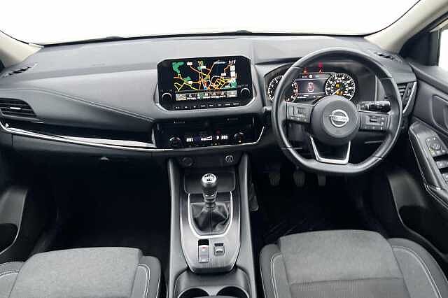 Nissan Qashqai 1.3 DiG-T MH N-Connecta 5dr