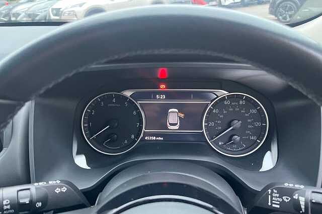 Nissan Qashqai 1.3 DiG-T MH N-Connecta 5dr