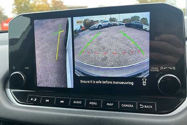 Nissan Qashqai 1.3 DiG-T MH N-Connecta 5dr