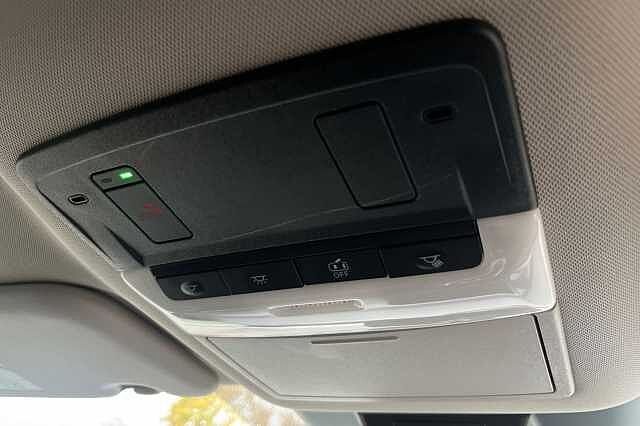 Nissan Qashqai 1.3 DiG-T MH N-Connecta 5dr