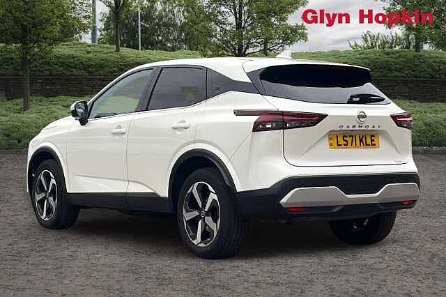 Nissan Qashqai 1.3 DiG-T MH N-Connecta 5dr