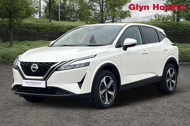 Nissan Qashqai 1.3 DiG-T MH N-Connecta 5dr
