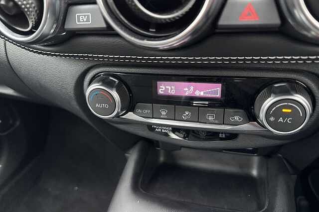 Nissan Juke 1.6 Hybrid N-Connecta 5dr Auto