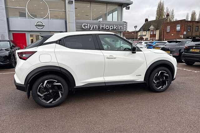 Nissan Juke 1.6 Hybrid N-Connecta 5dr Auto