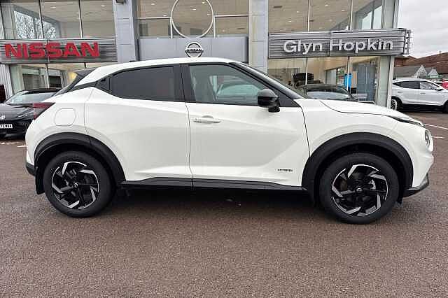 Nissan Juke 1.6 Hybrid N-Connecta 5dr Auto