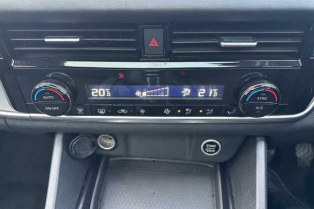 Nissan Qashqai 1.3 DiG-T MH Acenta Premium 5dr