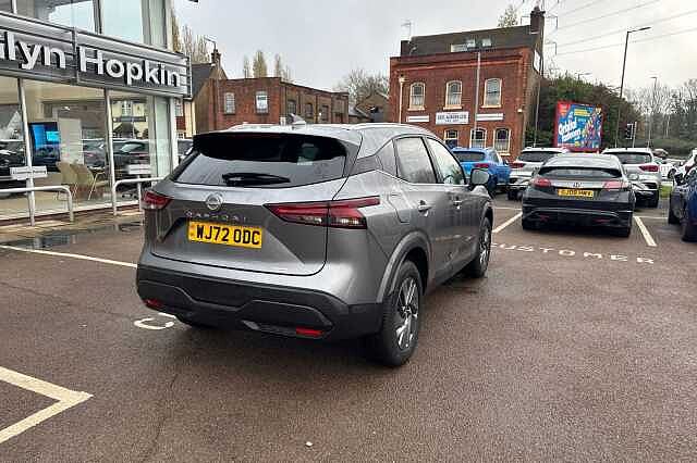 Nissan Qashqai 1.3 DiG-T MH Acenta Premium 5dr