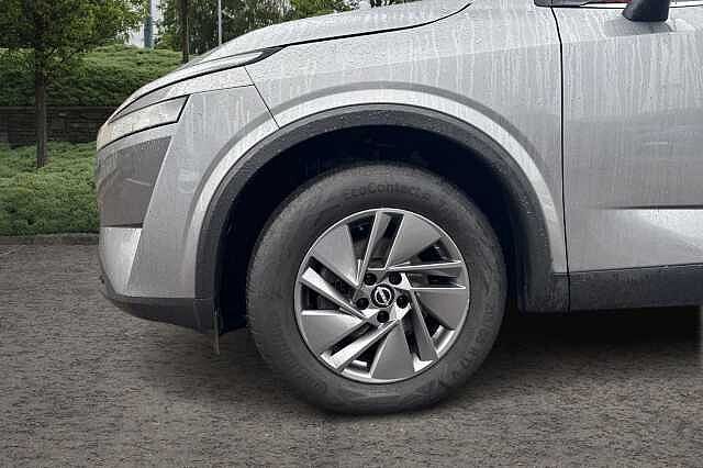 Nissan Qashqai 1.3 DiG-T MH Acenta Premium 5dr