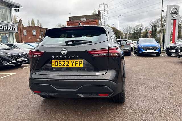 Nissan Qashqai 1.3 DiG-T MH Visia 5dr