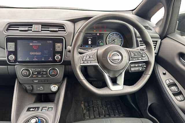 Nissan LEAF 110kW Acenta 39kWh 5dr Auto
