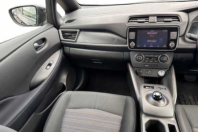 Nissan LEAF 110kW Acenta 39kWh 5dr Auto