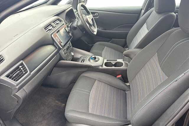Nissan LEAF 110kW Acenta 39kWh 5dr Auto