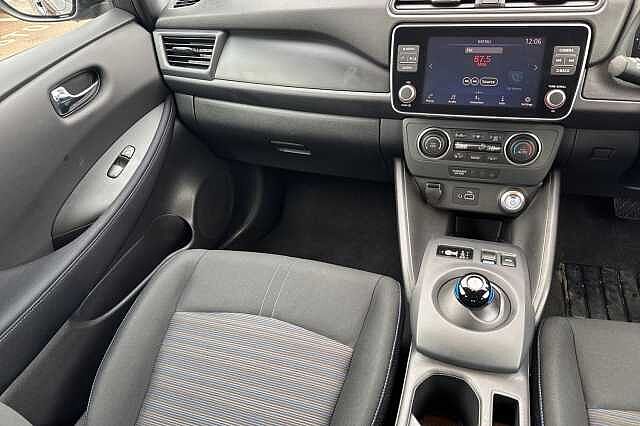 Nissan LEAF 110kW Acenta 39kWh 5dr Auto