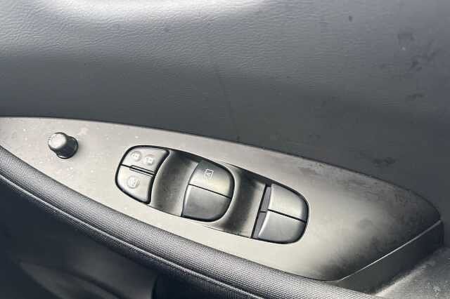 Nissan LEAF 110kW Acenta 39kWh 5dr Auto