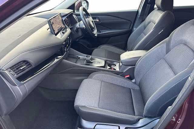 Nissan Qashqai 1.3 DiG-T MH 158 N-Connecta 5dr Xtronic