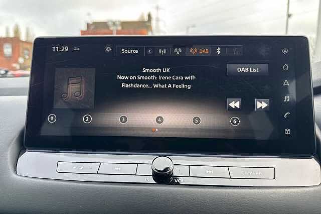 Nissan Qashqai 1.3 DiG-T MH 158 N-Connecta 5dr Xtronic