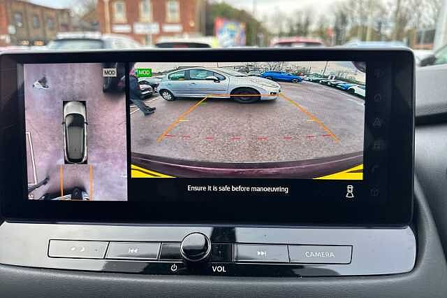 Nissan Qashqai 1.3 DiG-T MH 158 N-Connecta 5dr Xtronic