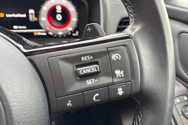 Nissan Qashqai 1.3 DiG-T MH 158 N-Connecta 5dr Xtronic