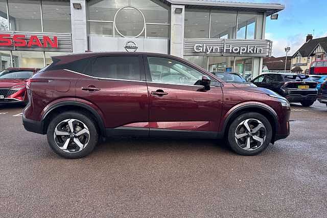 Nissan Qashqai 1.3 DiG-T MH 158 N-Connecta 5dr Xtronic