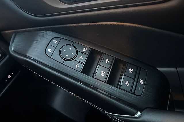 Nissan Qashqai 1.3 DiG-T MH 158 N-Connecta [Glass Rf] 5dr Xtronic