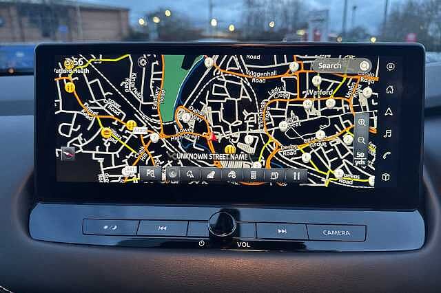 Nissan Qashqai 1.3 DiG-T MH 158 N-Connecta [Glass Rf] 5dr Xtronic