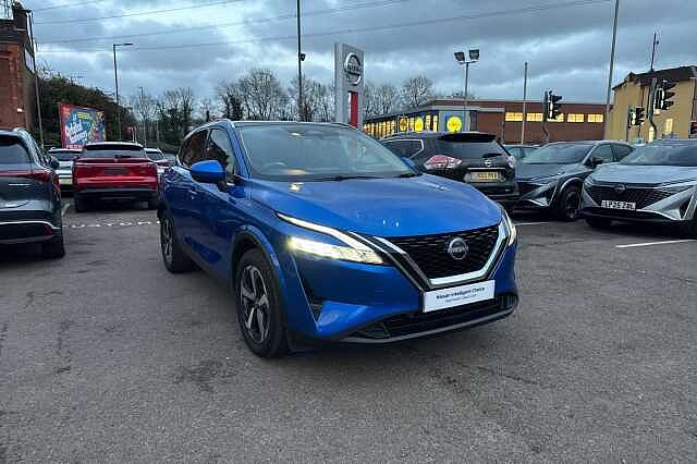 Nissan Qashqai 1.3 DiG-T MH 158 N-Connecta [Glass Rf] 5dr Xtronic