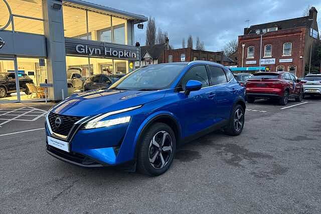 Nissan Qashqai 1.3 DiG-T MH 158 N-Connecta [Glass Rf] 5dr Xtronic