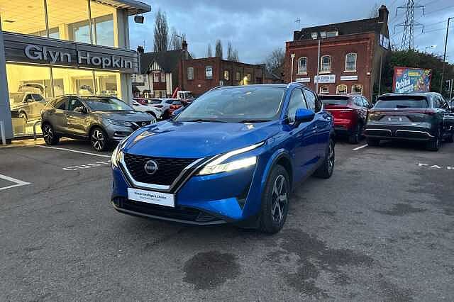 Nissan Qashqai 1.3 DiG-T MH 158 N-Connecta [Glass Rf] 5dr Xtronic