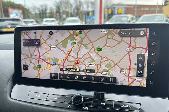 Nissan Qashqai 1.3 DiG-T MH N-Connecta 5dr