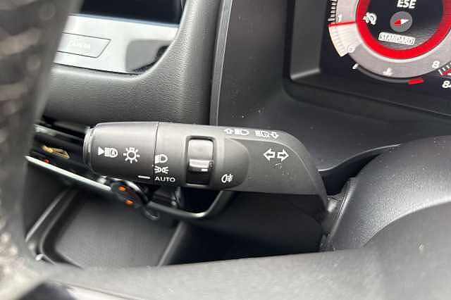 Nissan Qashqai 1.3 DiG-T MH N-Connecta 5dr